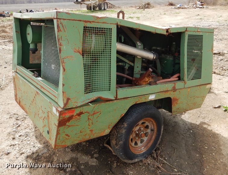 image for item HF9196 Sullair 185Q  air compressor