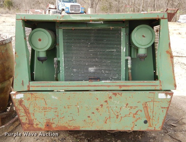 image for item HF9196 Sullair 185Q  air compressor