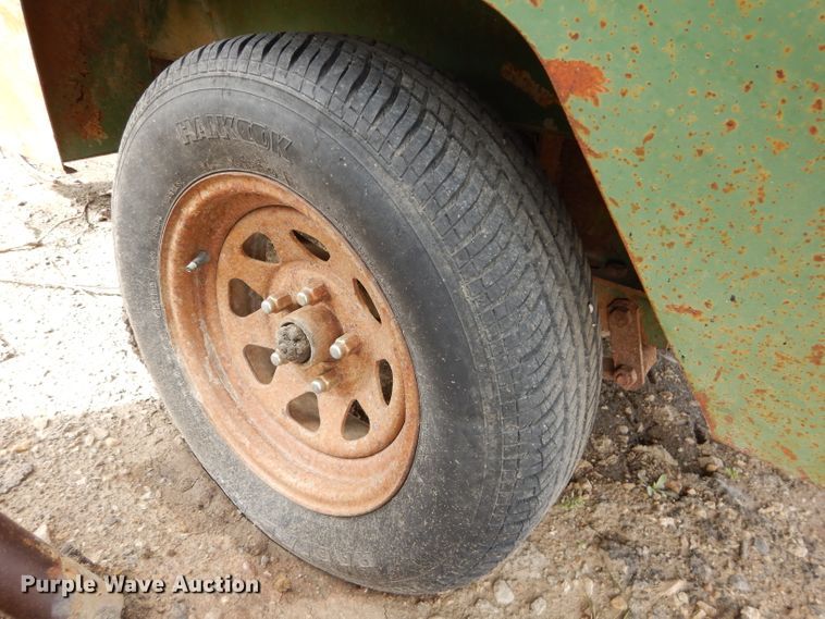 image for item HF9196 Sullair 185Q  air compressor