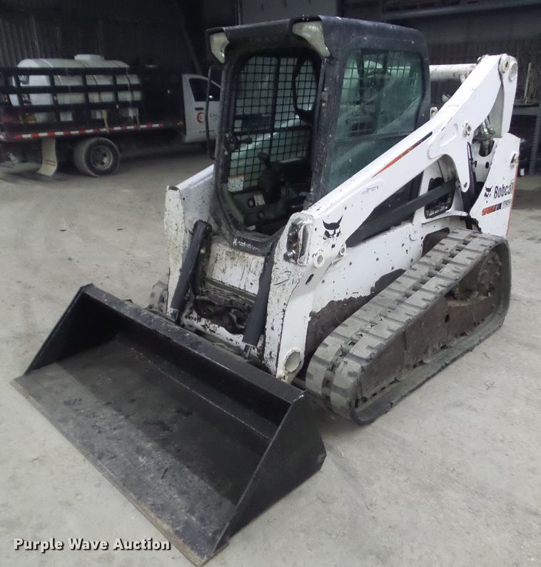 image for item HF9839 2013 Bobcat T650  tracked skid steer loader