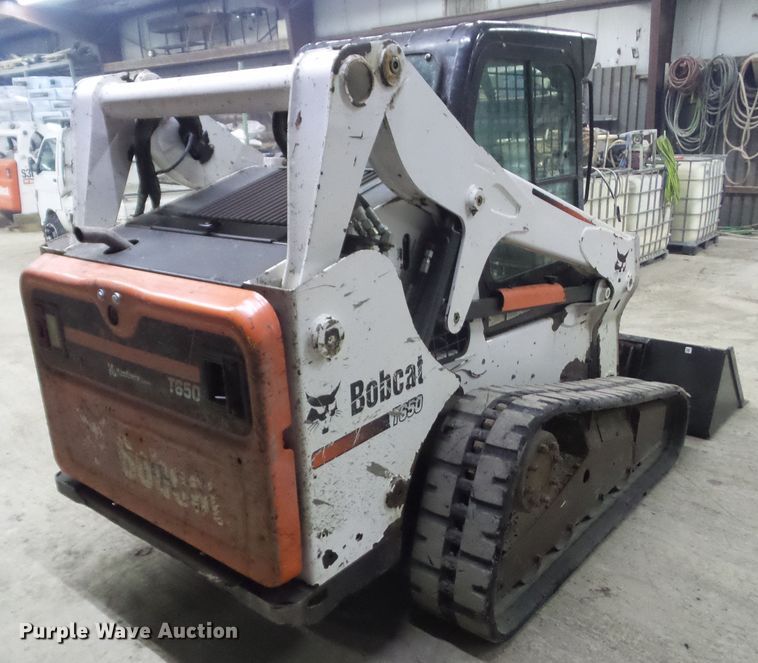 image for item HF9839 2013 Bobcat T650  tracked skid steer loader