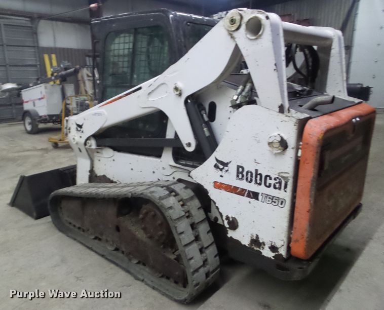 image for item HF9839 2013 Bobcat T650  tracked skid steer loader