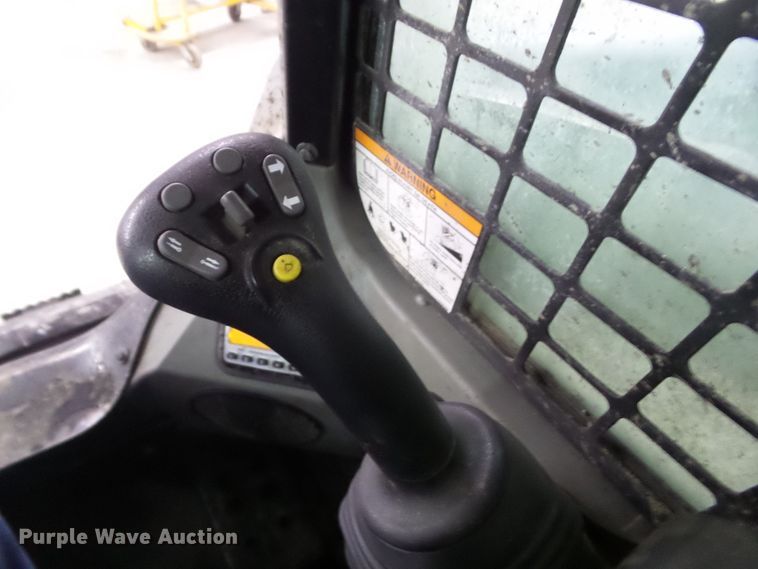 image for item HF9839 2013 Bobcat T650  tracked skid steer loader