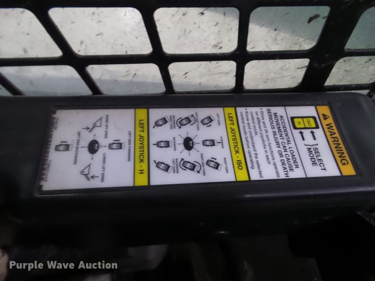 image for item HF9839 2013 Bobcat T650  tracked skid steer loader