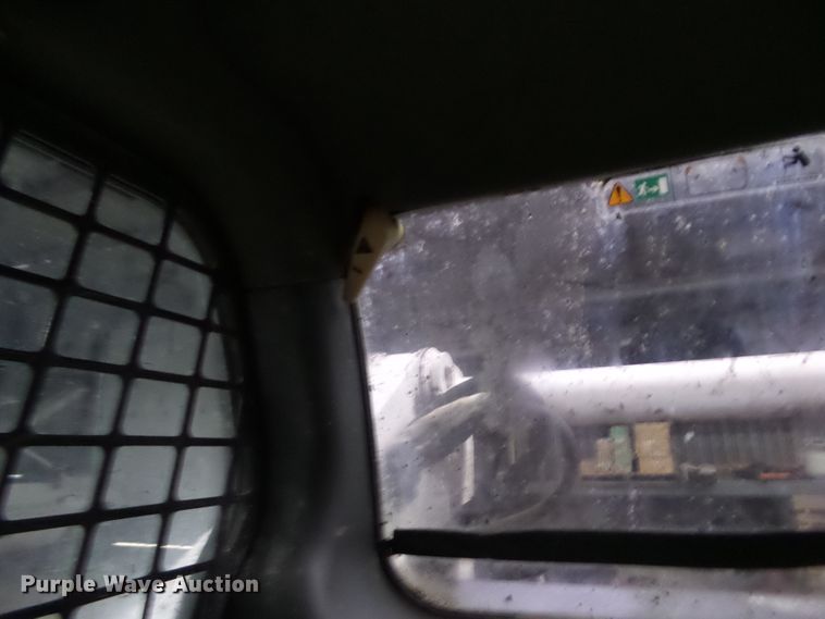 image for item HF9839 2013 Bobcat T650  tracked skid steer loader