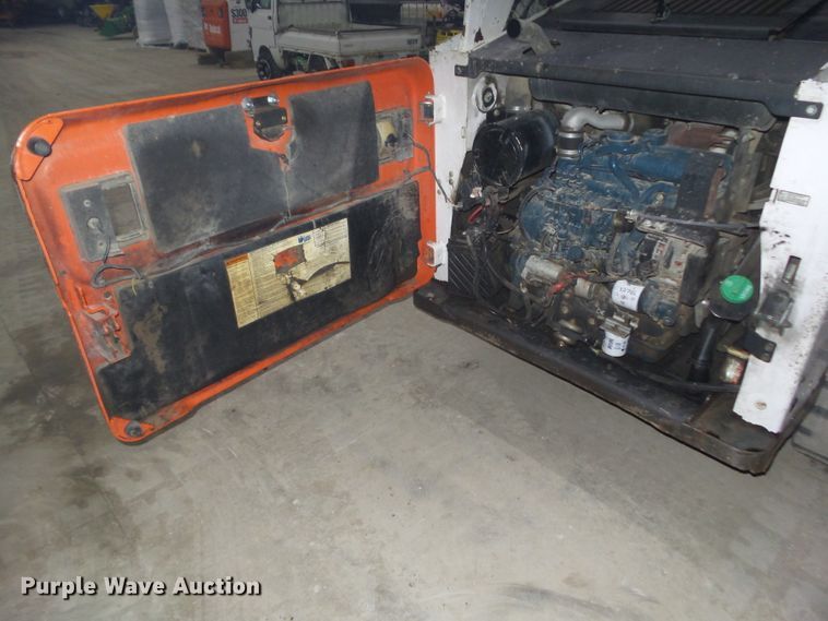 image for item HF9839 2013 Bobcat T650  tracked skid steer loader