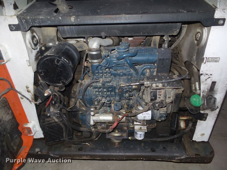 image for item HF9839 2013 Bobcat T650  tracked skid steer loader