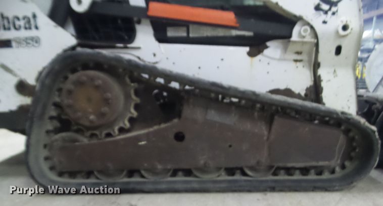 image for item HF9839 2013 Bobcat T650  tracked skid steer loader