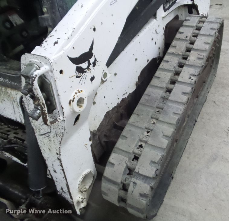 image for item HF9839 2013 Bobcat T650  tracked skid steer loader