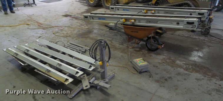 image for item HF9844 (2) Miniveyor 3M40C-1HP conveyors