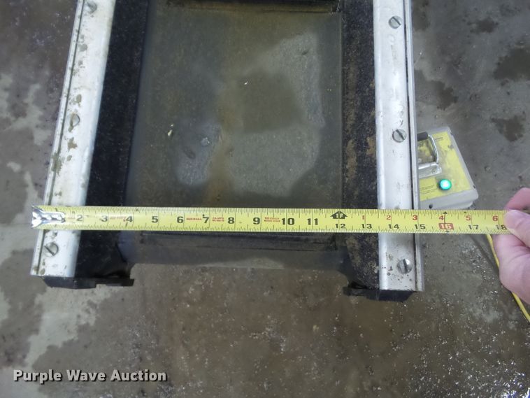 image for item HF9844 (2) Miniveyor 3M40C-1HP conveyors