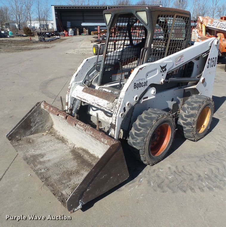 image for item HF9845 2004 Bobcat S150  skid steer loader