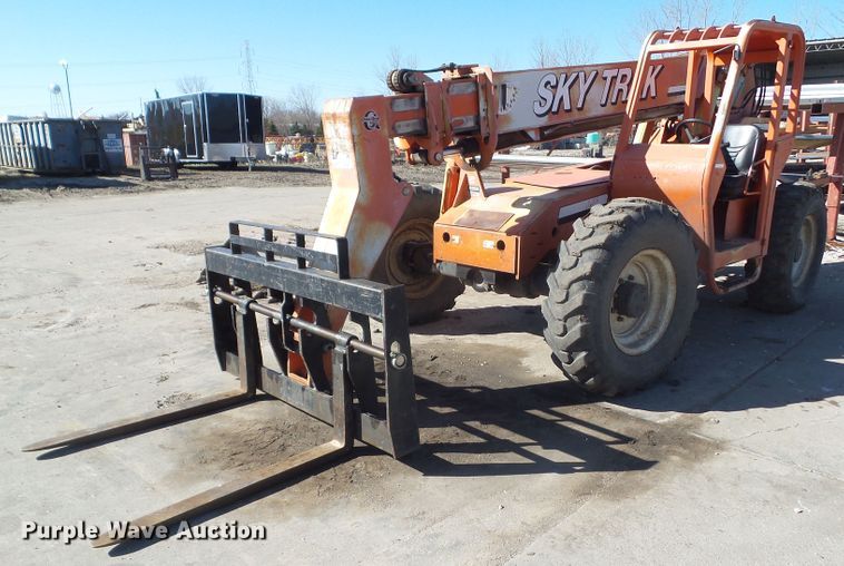 image for item HF9846 2002 Sky Trak 6036  telehandler
