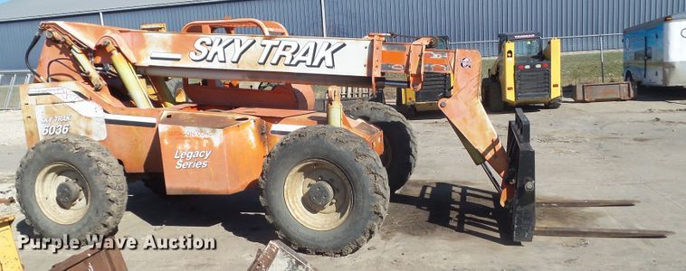 image for item HF9846 2002 Sky Trak 6036  telehandler