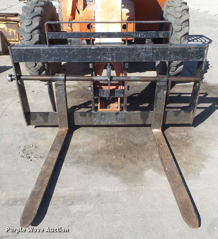 image for item HF9846 2002 Sky Trak 6036  telehandler