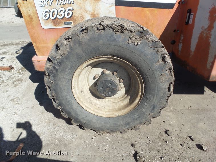 image for item HF9846 2002 Sky Trak 6036  telehandler