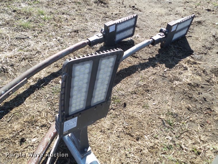 image for item HF9848 (7) light poles