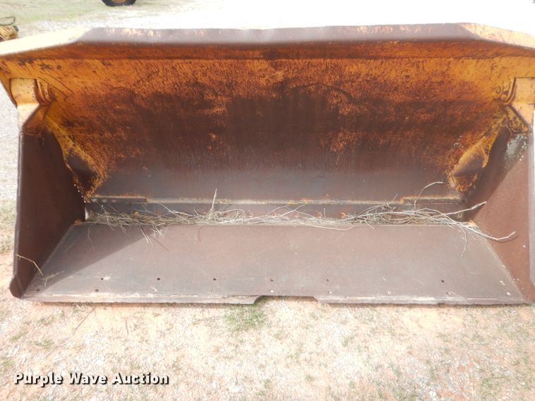 image for item HG9539 Four-in-one loader bucket