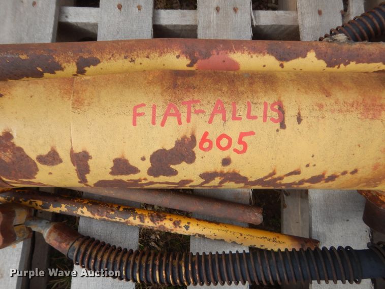 image for item HG9540 Fiat Allis 605 wheel loader parts