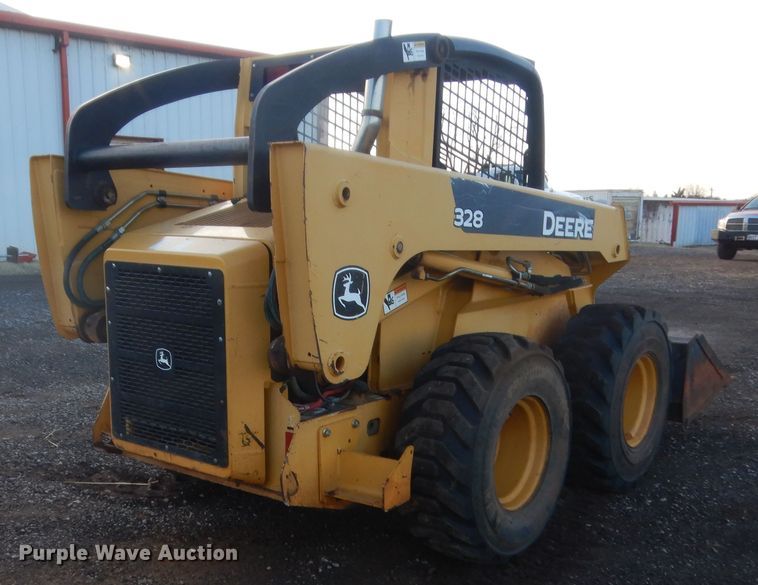 image for item HG9637 2008 John Deere 328  skid steer loader