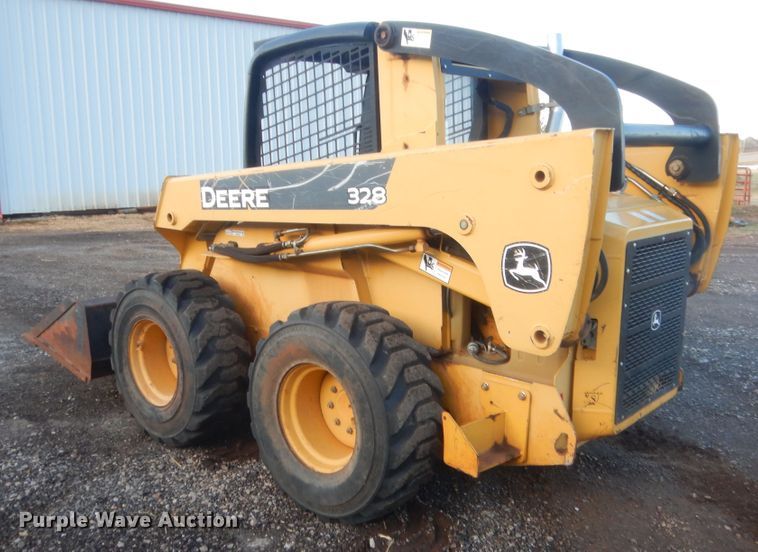 image for item HG9637 2008 John Deere 328  skid steer loader
