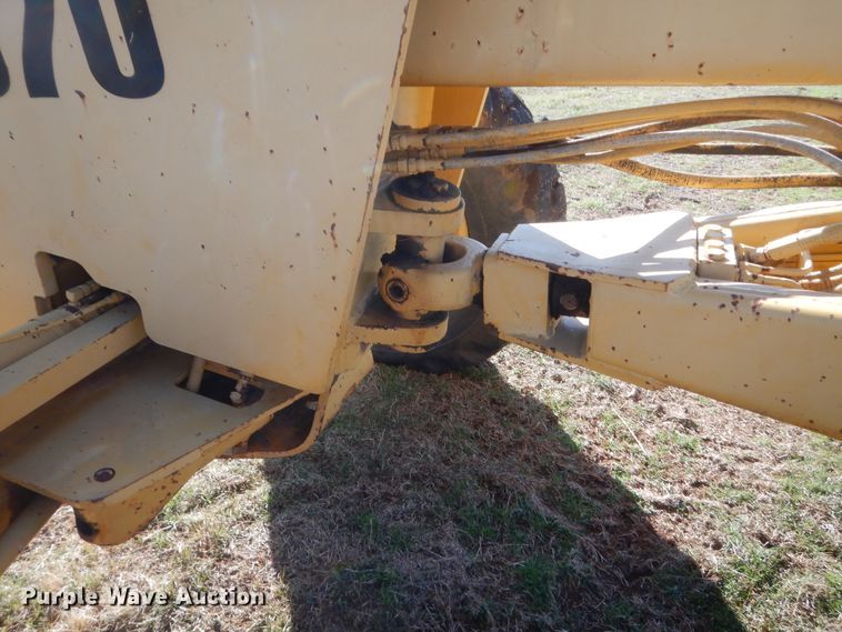 image for item HG9642 John Deere 570  motor grader