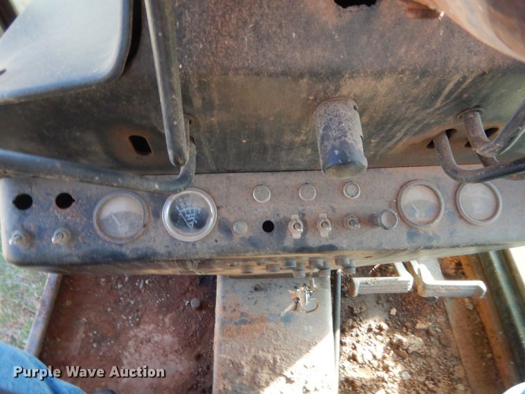 image for item HG9642 John Deere 570  motor grader