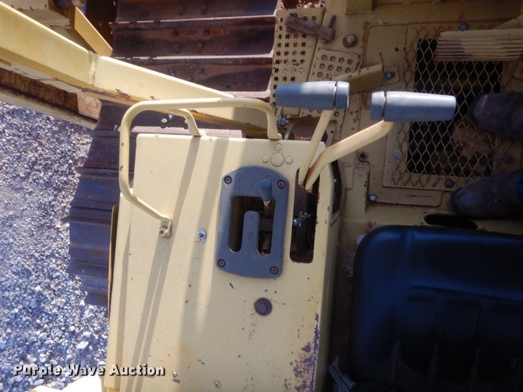 image for item HG9941 1986 Caterpillar D4H LGP  pipelayer