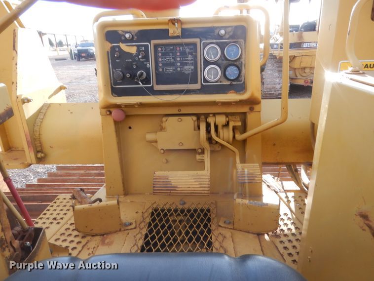 image for item HG9941 1986 Caterpillar D4H LGP  pipelayer