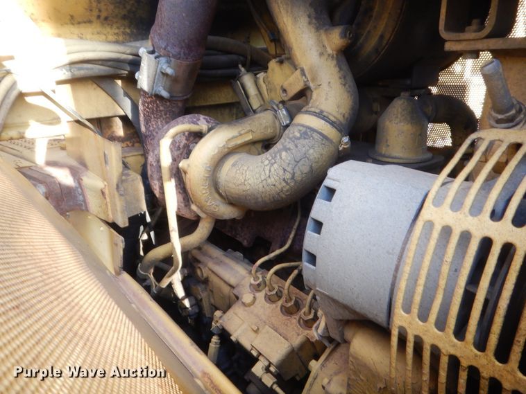 image for item HG9941 1986 Caterpillar D4H LGP  pipelayer