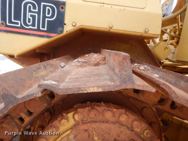 image for item HG9941 1986 Caterpillar D4H LGP  pipelayer