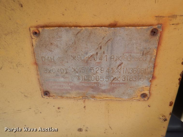 image for item HG9941 1986 Caterpillar D4H LGP  pipelayer