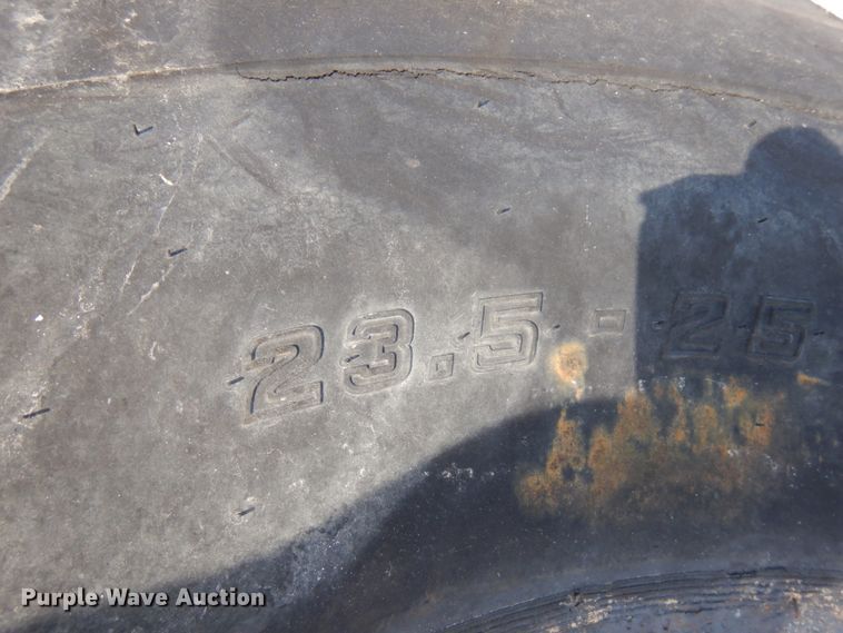 image for item HR9001 (4) Titan 23.5-25 tires