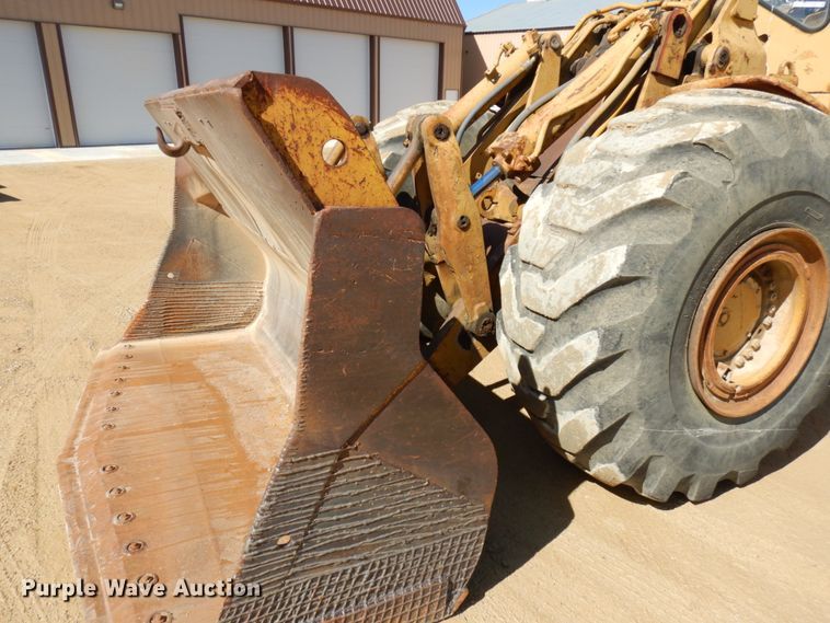 image for item HR9003 1973 Caterpillar 980B  wheel loader
