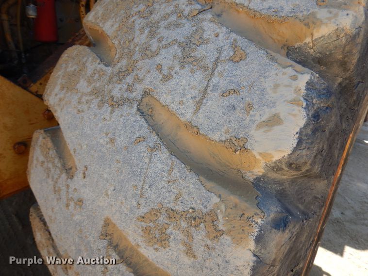 image for item HR9003 1973 Caterpillar 980B  wheel loader