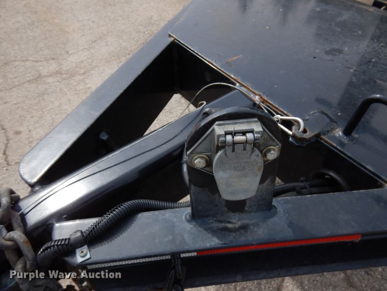 image for item HR9028 2019 Lucon tilt deck equipment trailer