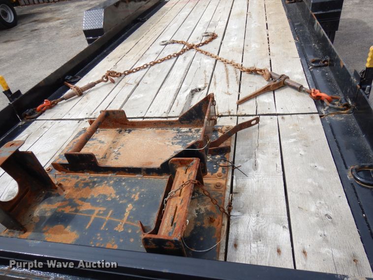 image for item HR9028 2019 Lucon tilt deck equipment trailer