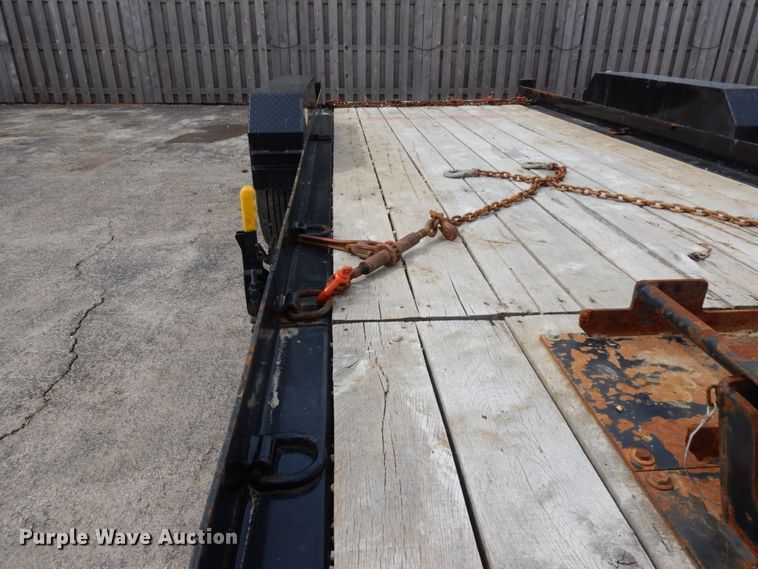 image for item HR9028 2019 Lucon tilt deck equipment trailer