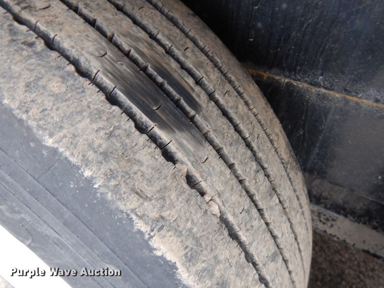 image for item HR9028 2019 Lucon tilt deck equipment trailer