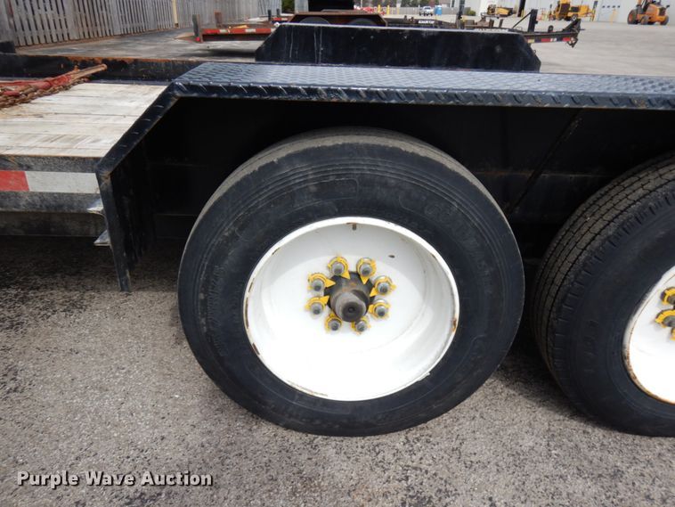 image for item HR9028 2019 Lucon tilt deck equipment trailer