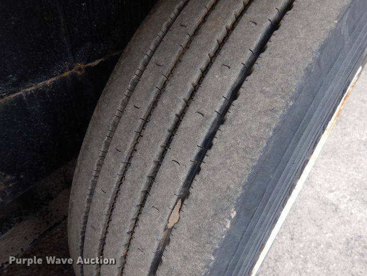 image for item HR9028 2019 Lucon tilt deck equipment trailer