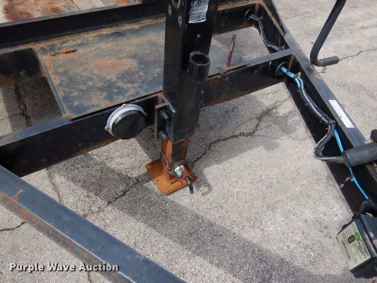 image for item HR9029 2016 Lucon tilt deck equipment trailer