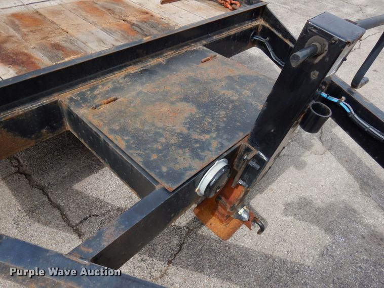 image for item HR9029 2016 Lucon tilt deck equipment trailer