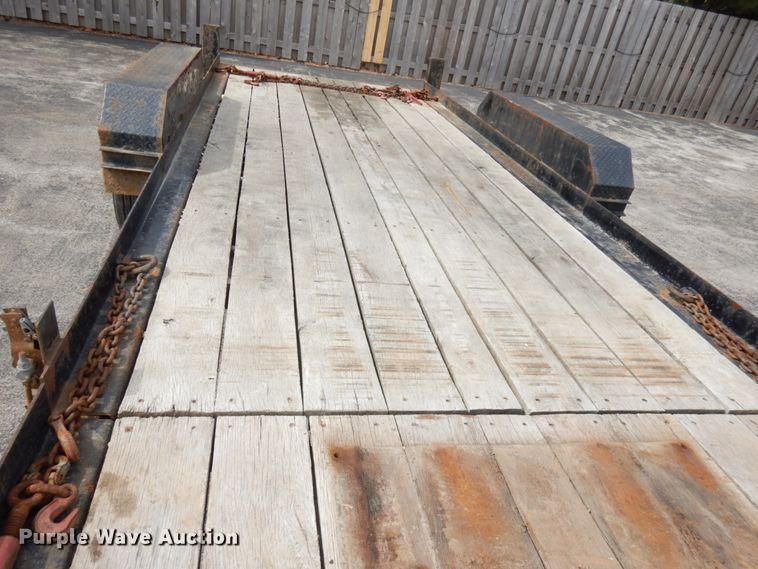 image for item HR9029 2016 Lucon tilt deck equipment trailer