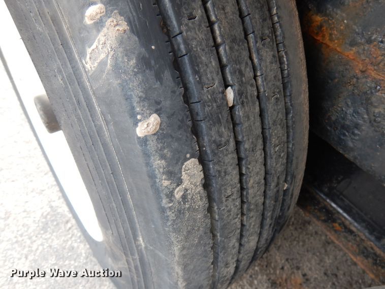 image for item HR9029 2016 Lucon tilt deck equipment trailer