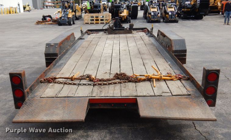 image for item HR9030 2016 Lucon tilt deck equipment trailer