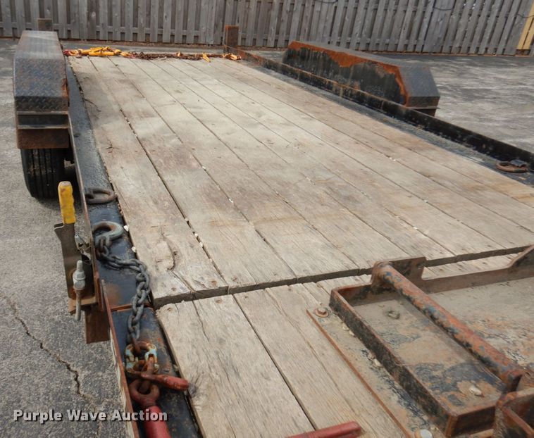 image for item HR9030 2016 Lucon tilt deck equipment trailer