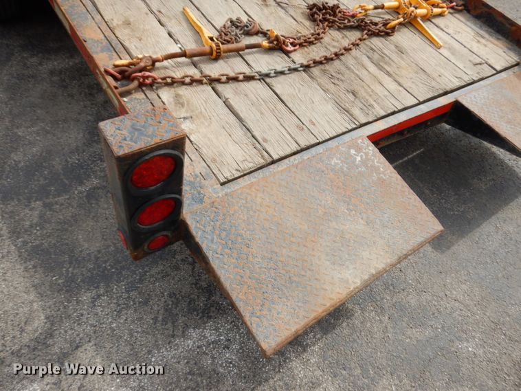 image for item HR9030 2016 Lucon tilt deck equipment trailer