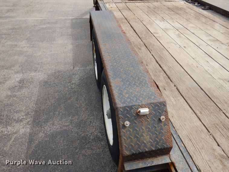 image for item HR9030 2016 Lucon tilt deck equipment trailer