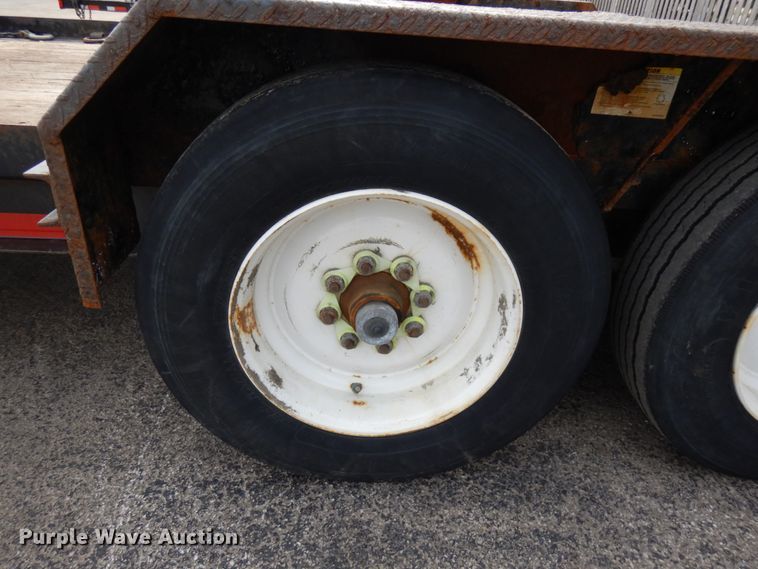 image for item HR9030 2016 Lucon tilt deck equipment trailer